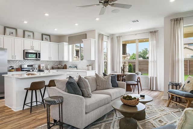 2212B Cornfield DR, Pflugerville, TX 78660