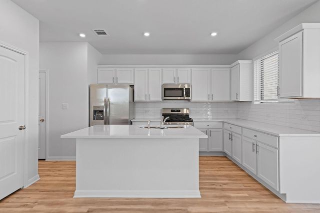 2212B Cornfield DR, Pflugerville, TX 78660