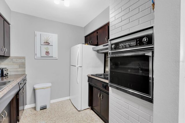 121 46TH AVENUE 2A, St Pete Beach, FL 33706
