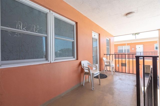 121 46TH AVENUE 2A, St Pete Beach, FL 33706