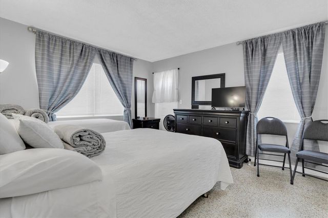 121 46TH AVENUE 2A, St Pete Beach, FL 33706