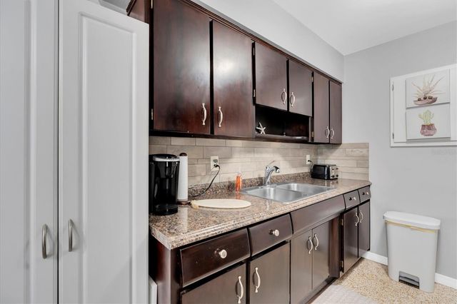 121 46TH AVENUE 2A, St Pete Beach, FL 33706