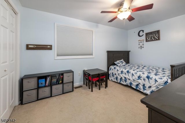 2 Port Royal Dr 3, Vernon Twp., NJ 07462