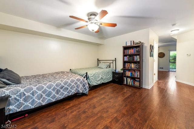 2 Port Royal Dr 3, Vernon Twp., NJ 07462