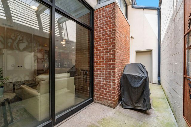 742 N Pearl Street, Columbus, OH 43215