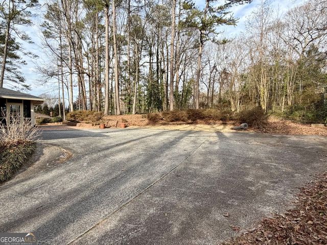 4707 Windsor Drive, Smyrna, GA 30082