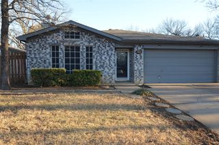 1111 Glen Creek Drive, Mansfield, TX 76063