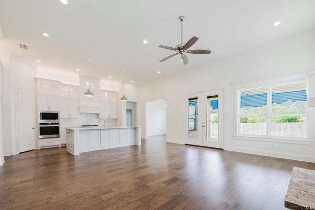 3145 Salado Creek Drive, Tyler, TX 75703