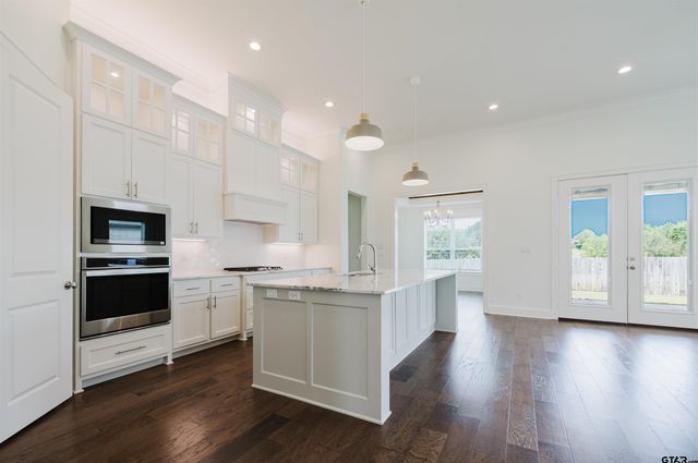 3145 Salado Creek Drive, Tyler, TX 75703