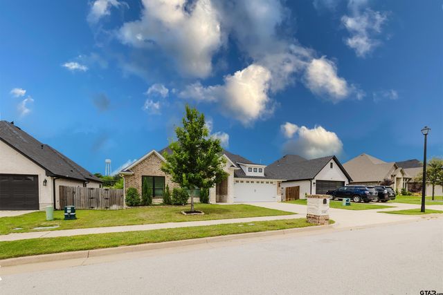 3145 Salado Creek Drive, Tyler, TX 75703