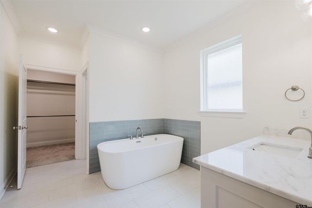 3145 Salado Creek Drive, Tyler, TX 75703