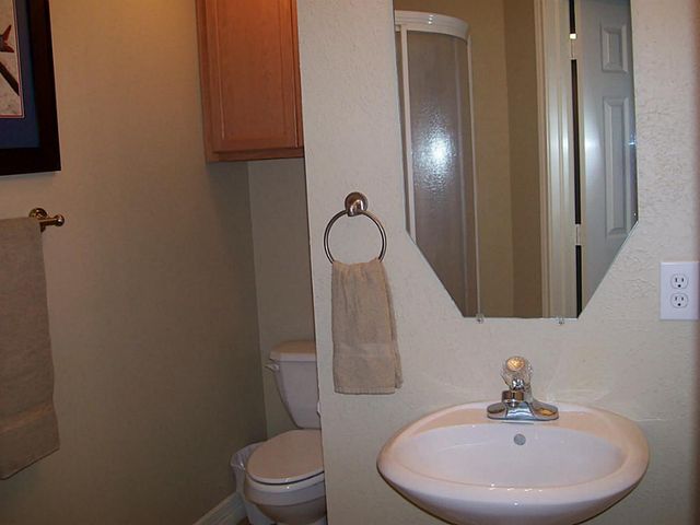 811 Bradford Avenue 5B, Kemah, TX 77565