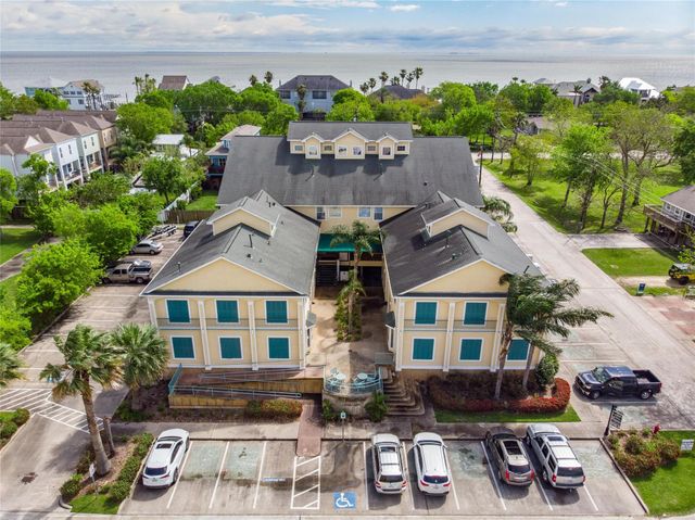 811 Bradford Avenue 5B, Kemah, TX 77565