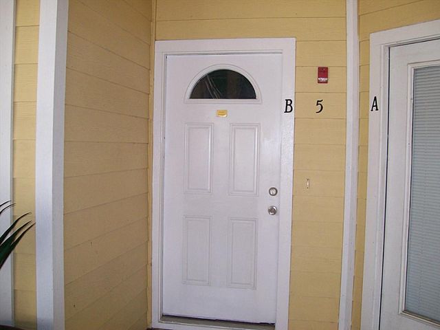 811 Bradford Avenue 5B, Kemah, TX 77565