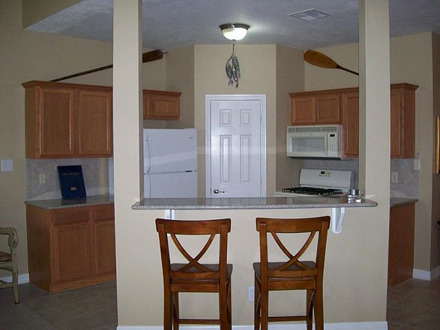 811 Bradford Avenue 5B, Kemah, TX 77565