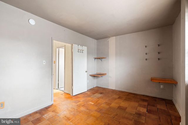 1004 COLONIAL AVE, Alexandria, VA 22314