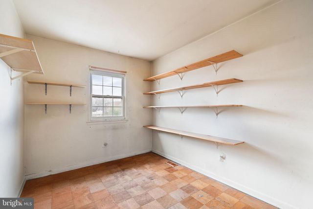 1004 COLONIAL AVE, Alexandria, VA 22314