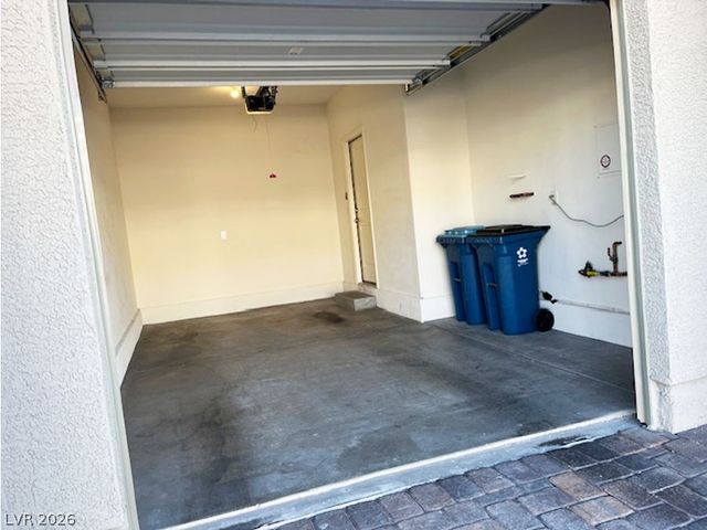 5363 Lazy Breeze Avenue, Las Vegas, NV 89118