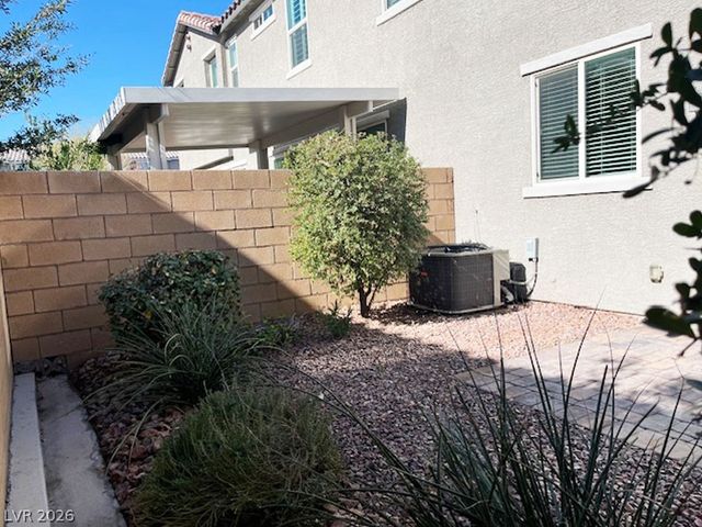 5363 Lazy Breeze Avenue, Las Vegas, NV 89118