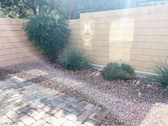 5363 Lazy Breeze Avenue, Las Vegas, NV 89118