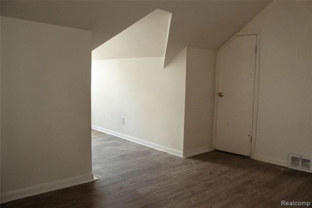 9184 Harvard Road, Detroit, MI 48224