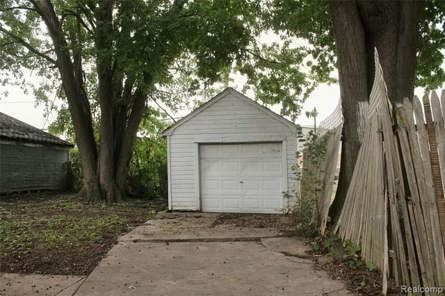 9184 Harvard Road, Detroit, MI 48224