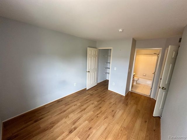 22277 Atlantic Pointe, Farmington Hills, MI 48336