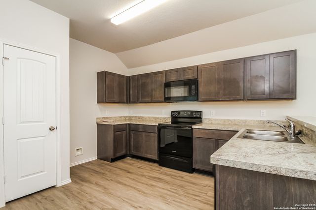 10414 Clearwater Way, San Antonio, TX 78223