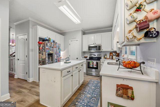 1607 White Oak Drive, Winder, GA 30680