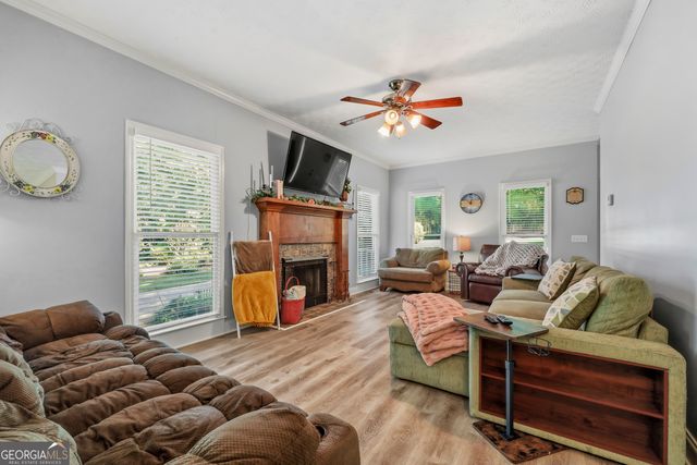 1607 White Oak Drive, Winder, GA 30680