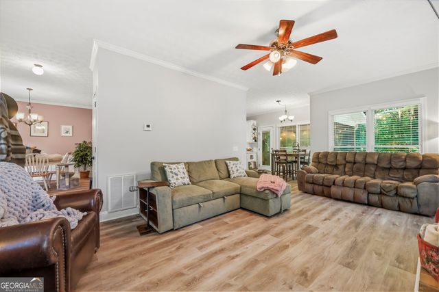 1607 White Oak Drive, Winder, GA 30680