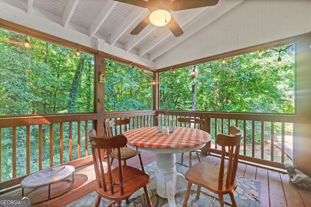 1607 White Oak Drive, Winder, GA 30680