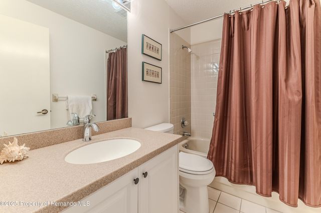 3008 Whispering Pines Court, Spring Hill, FL 34606