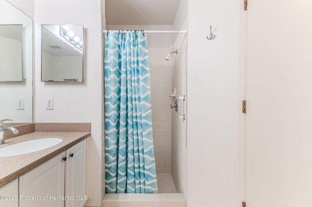 3008 Whispering Pines Court, Spring Hill, FL 34606