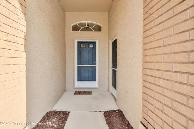 3008 Whispering Pines Court, Spring Hill, FL 34606