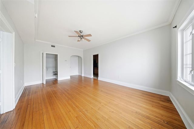 2117 W DEKLE AVENUE G1, Tampa, FL 33606