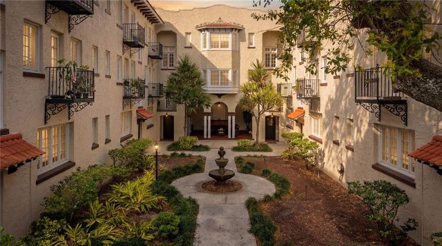 2117 W DEKLE AVENUE G1, Tampa, FL 33606