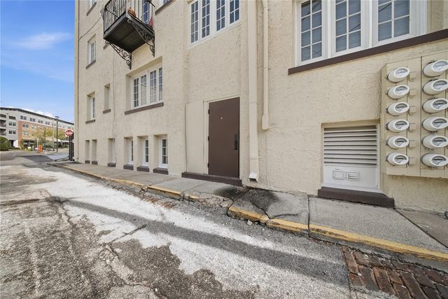 2117 W DEKLE AVENUE G1, Tampa, FL 33606