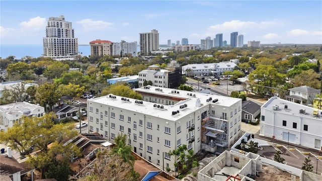 2117 W DEKLE AVENUE G1, Tampa, FL 33606