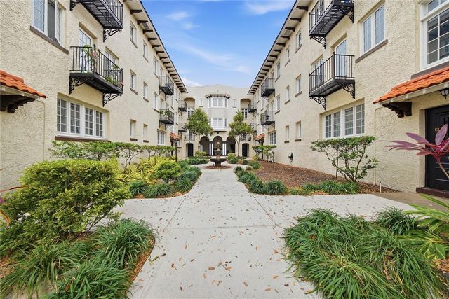 2117 W DEKLE AVENUE G1, Tampa, FL 33606