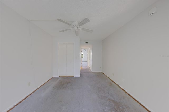 5090 BAY STREET NE 124, St Petersburg, FL 33703