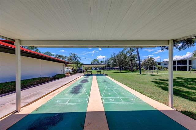 5090 BAY STREET NE 124, St Petersburg, FL 33703