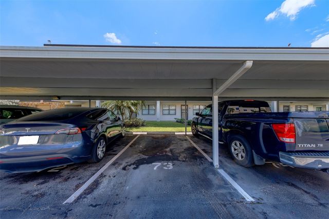 5090 BAY STREET NE 124, St Petersburg, FL 33703