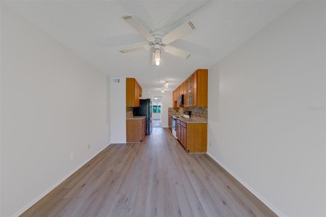 5090 BAY STREET NE 124, St Petersburg, FL 33703