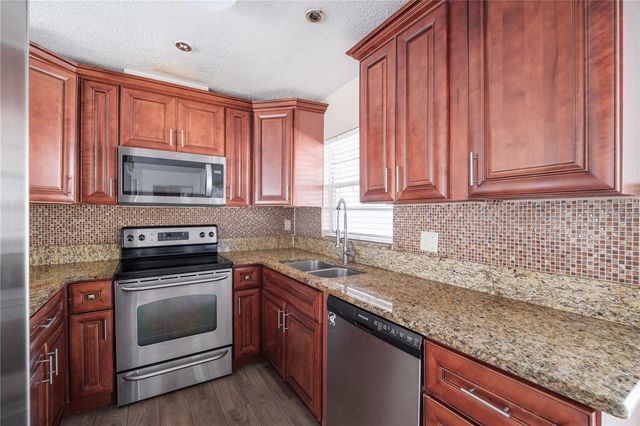 107 CITRUS DRIVE, Kissimmee, FL 34743