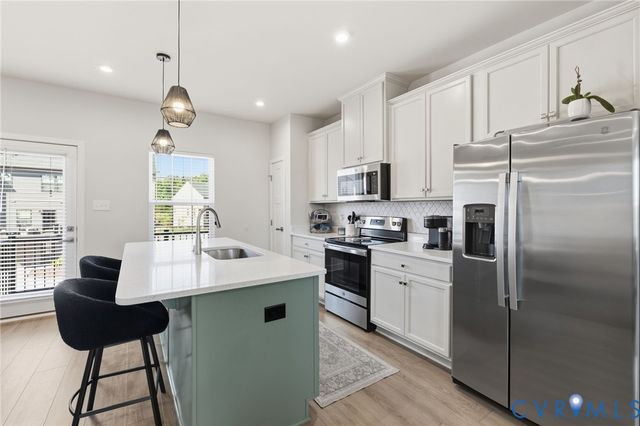 14067 Millpointe Rd, Midlothian, VA 23114