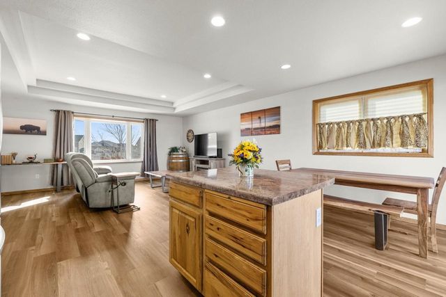 2844 Grey Eagle Pass, Minot, ND 58703