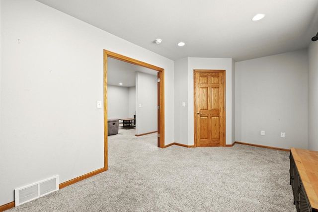 2844 Grey Eagle Pass, Minot, ND 58703