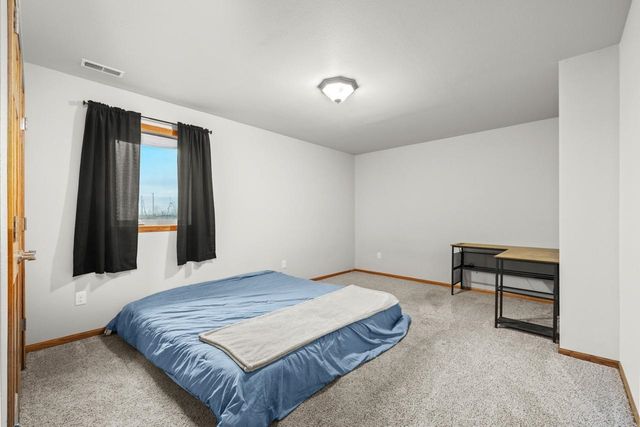 2844 Grey Eagle Pass, Minot, ND 58703