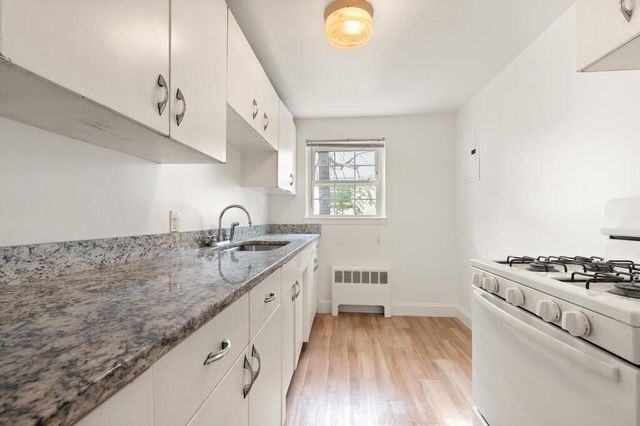 4 Menotomy Rd 5, Arlington, MA 02476